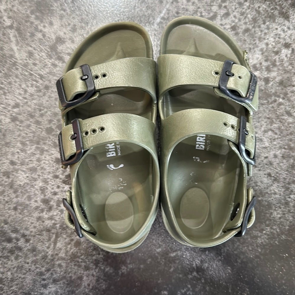 Birkenstocks size 9 or 27 hunter green
